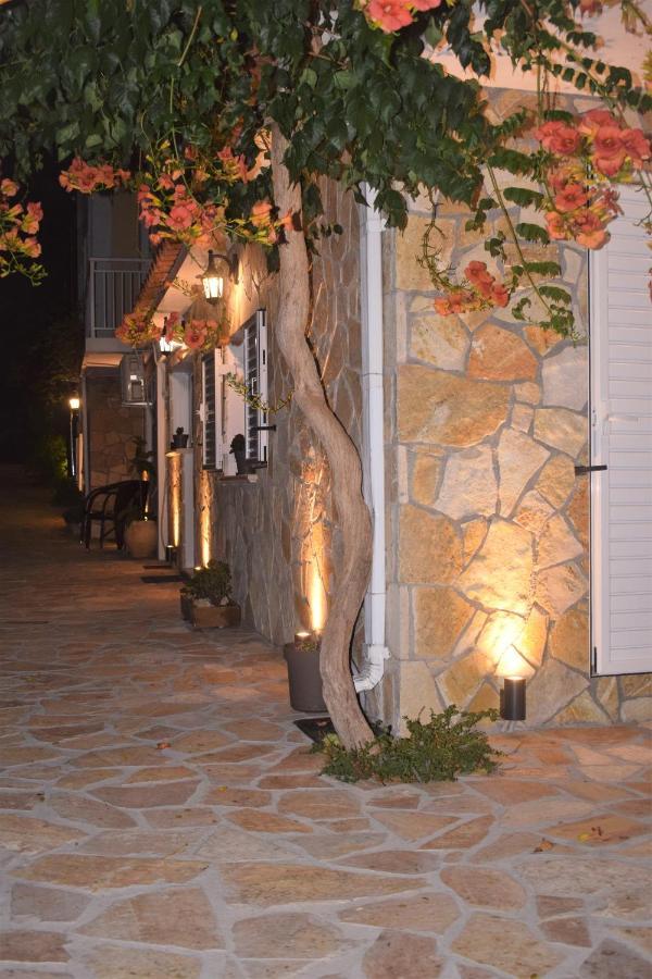 Villa Dionysios Keri Exteriör bild