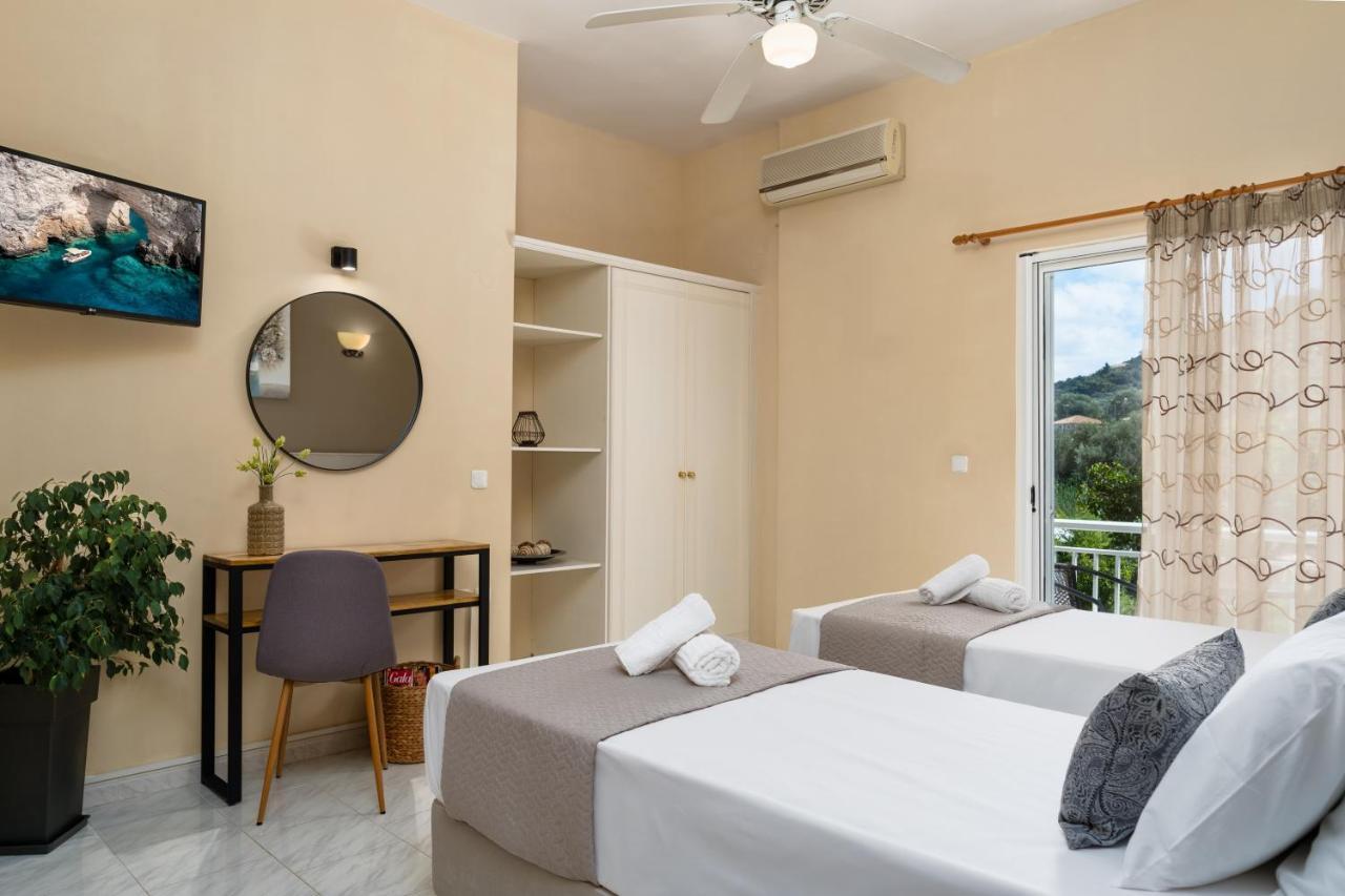 Villa Dionysios Keri Exteriör bild