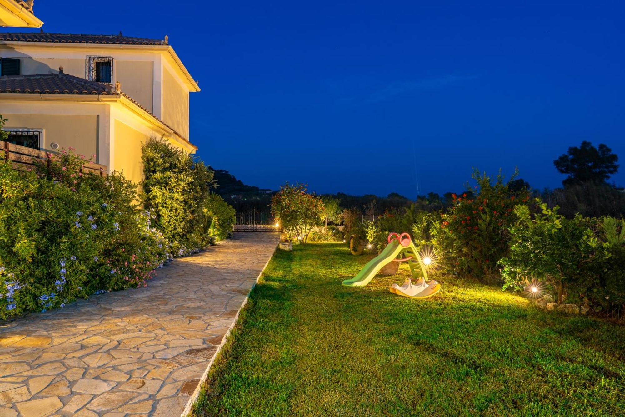 Villa Dionysios Keri Exteriör bild