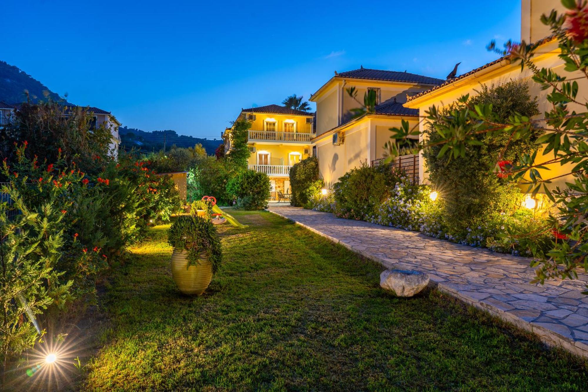 Villa Dionysios Keri Exteriör bild
