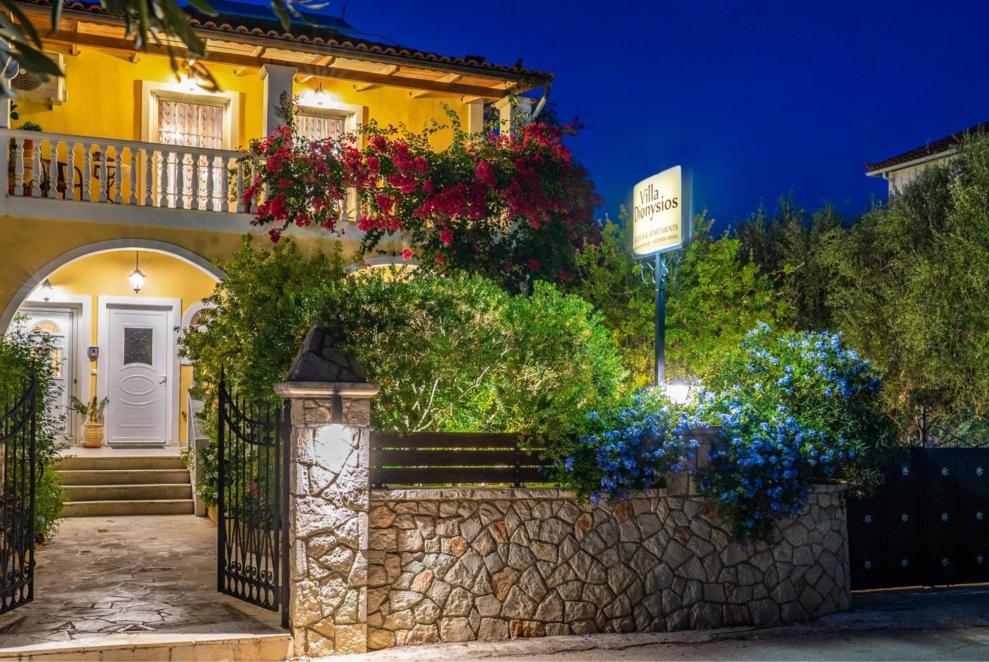 Villa Dionysios Keri Exteriör bild