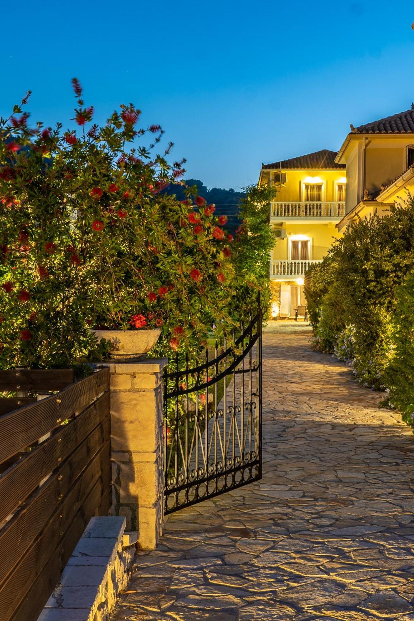 Villa Dionysios Keri Exteriör bild